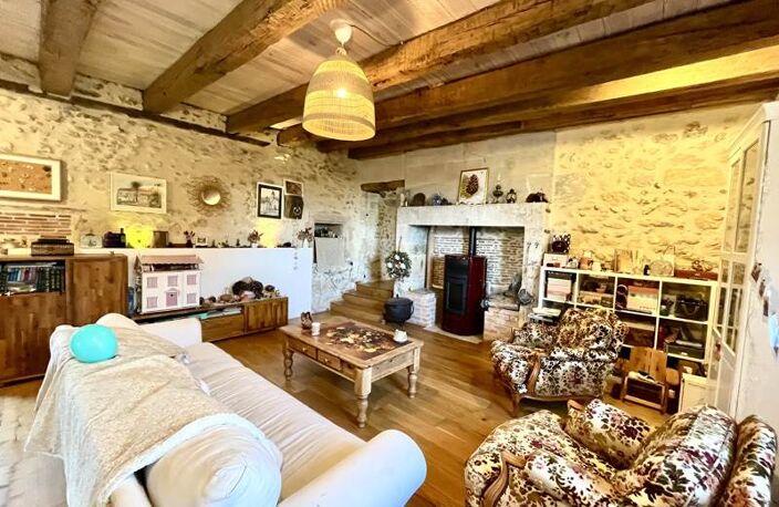 Maison en pierre de 6 pièces principales — photo 3