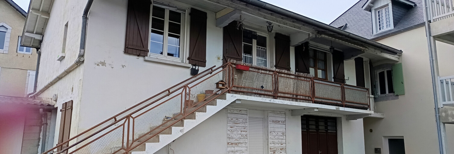Immeuble  96 m² à vendre à Mauléon-Licharre (64130)