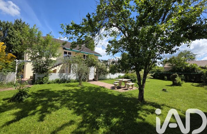 Vente Maison/villa 10 pièces — photo 2
