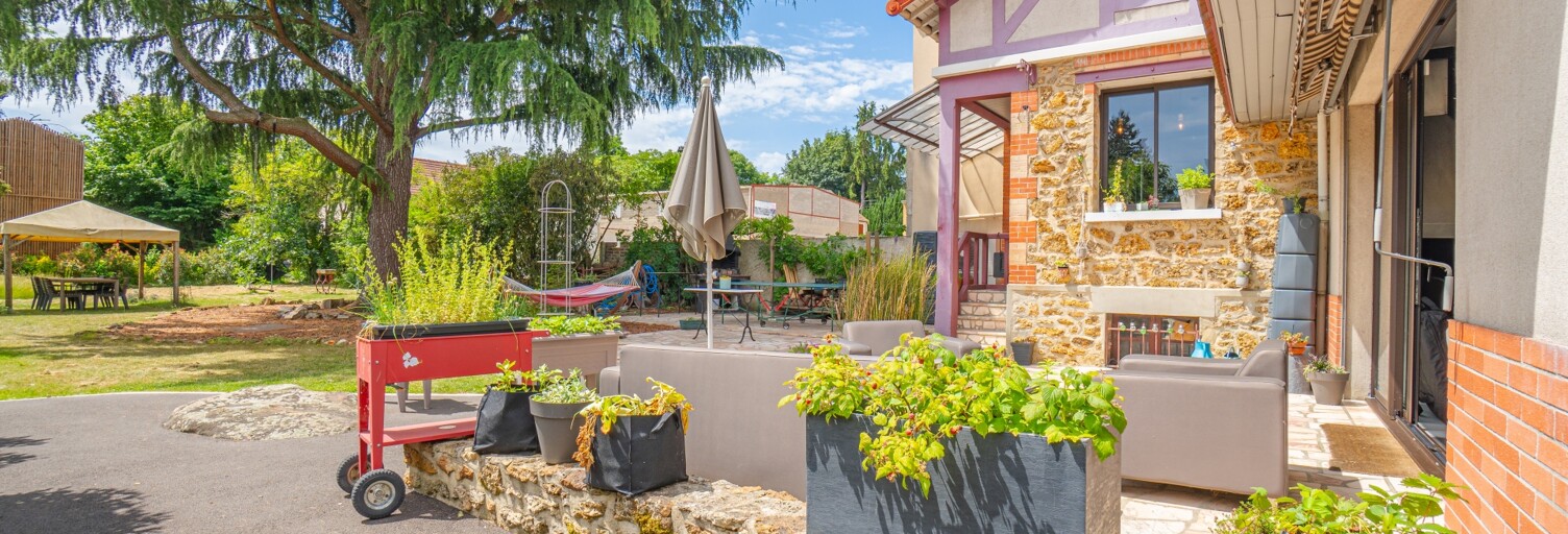 Maison 5 Pièces 218 m² à vendre à Villecresnes (94440)