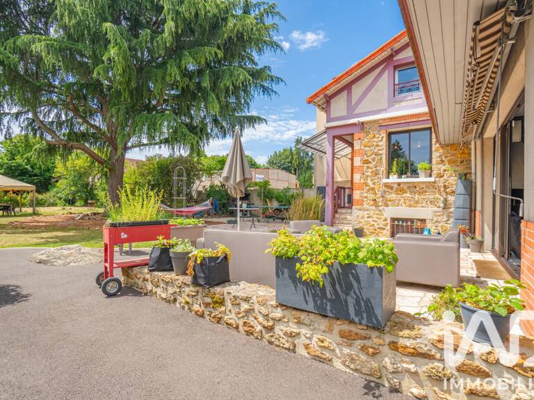 Vente Maison/villa 9 pièces — photo 1