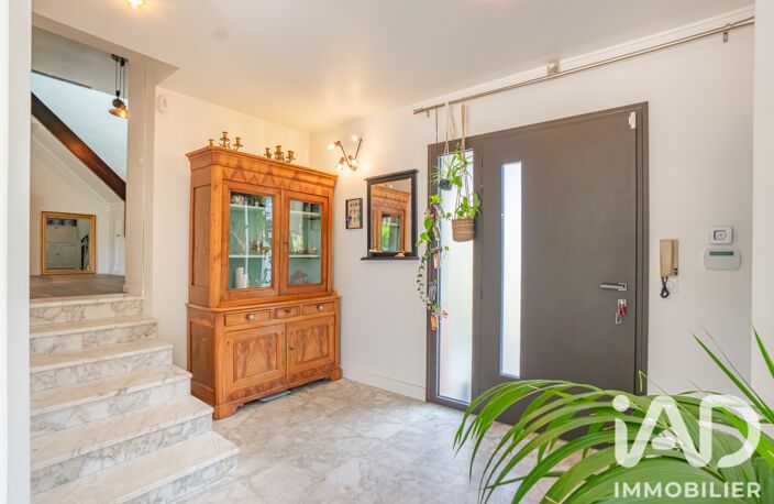 Vente Maison/villa 9 pièces — photo 3