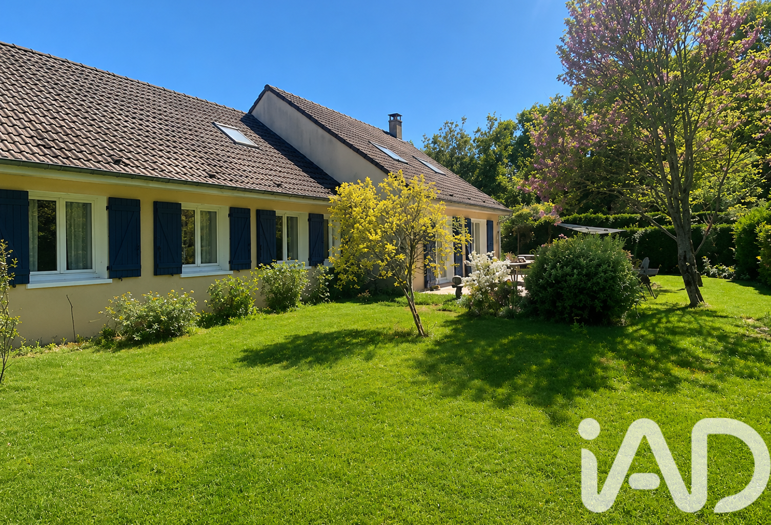 Vente Maison/villa 8 pièces — photo 1