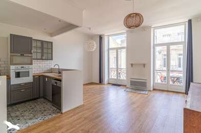 Appartement 3 pièces 389610 €