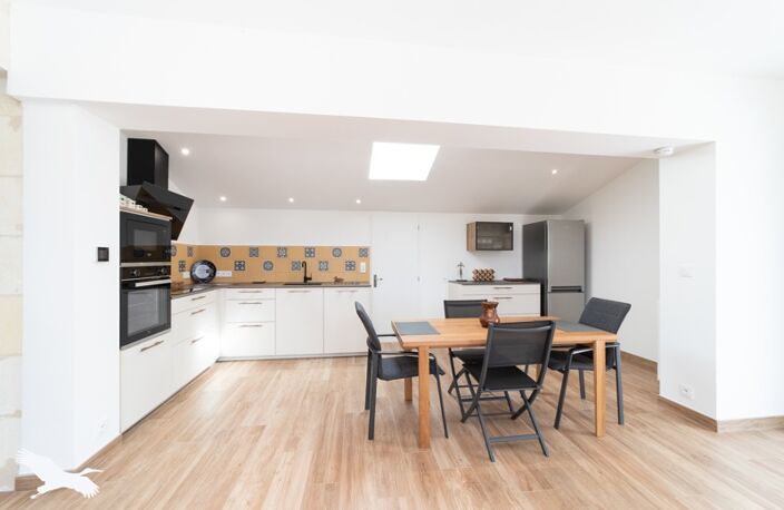 Maison en pierre de 4 pièces principales — photo 3