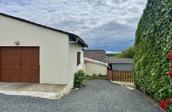 Maison en pierre de 2 pièces principales — photo 2