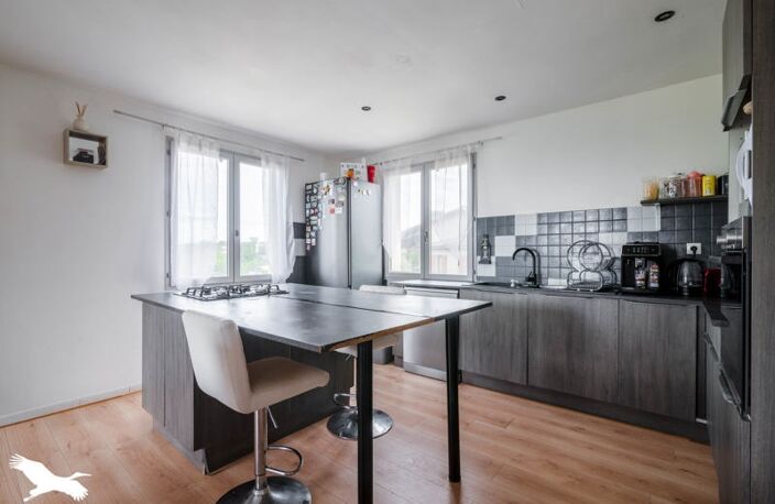 Vente appartement 4 pièces 90 m² Castelnau-d'Estrétefonds (31620) — photo 3