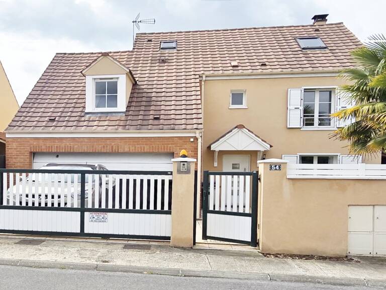 Vente Maison/villa 7 pièces — photo 1