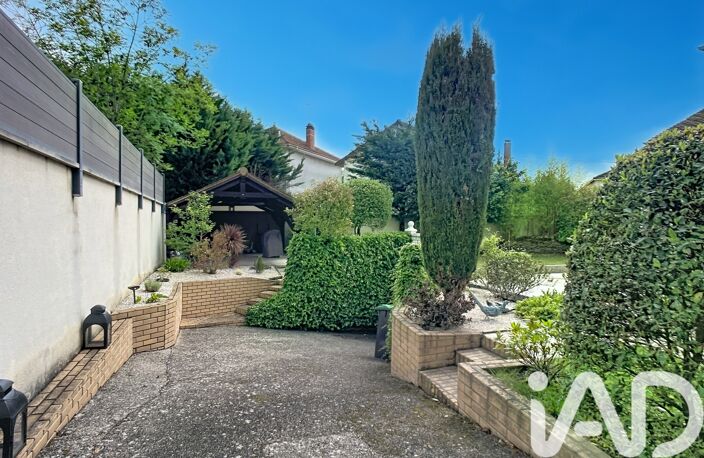 Vente Maison/villa 8 pièces — photo 4