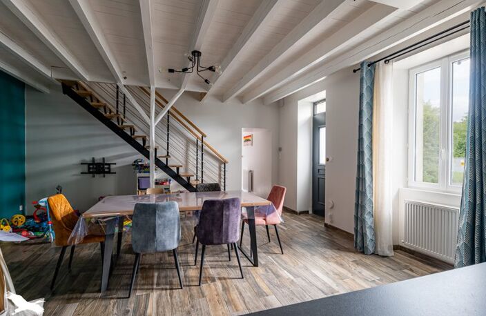 Maison en pierre de 6 pièces principales — photo 3