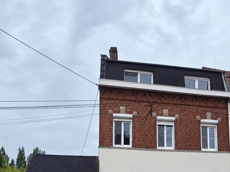 Vente Maison/villa 8 pièces — photo 1
