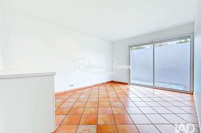 Bureau  540 €