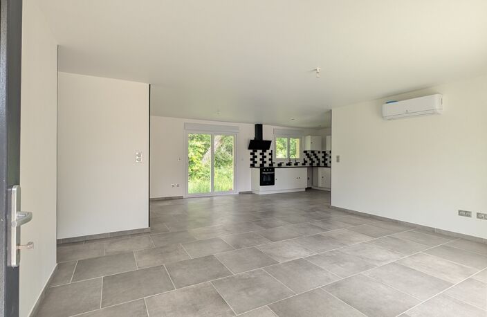 Vente Maison/villa 4 pièces — photo 2