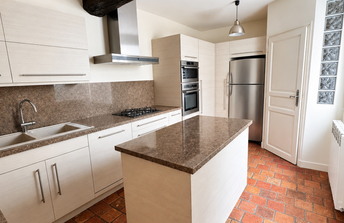 Vente Maison de ville 6 pièces — photo 2