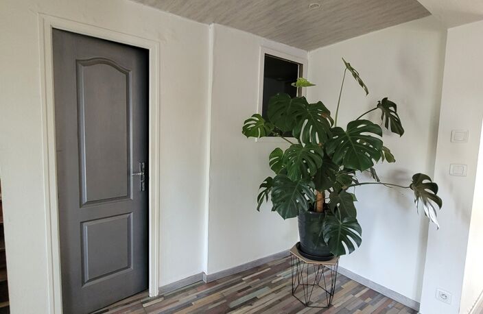Vente Maison/villa 5 pièces — photo 3