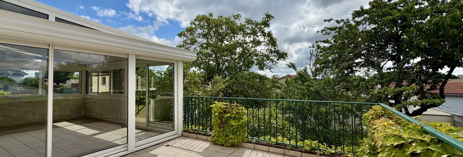 Maison 8 Pièces 144 m² à vendre à Montaigu-Vendée (85600)