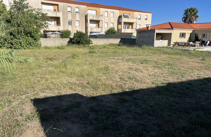 TERRAIN A BATIR 923m2 VIABILISE — photo 3