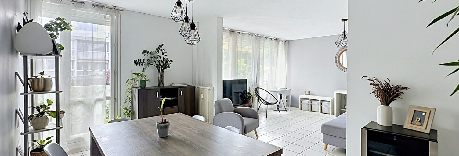 Appartement 4 Pièces 93 m² à vendre à Saint-Genis-Laval (69230)