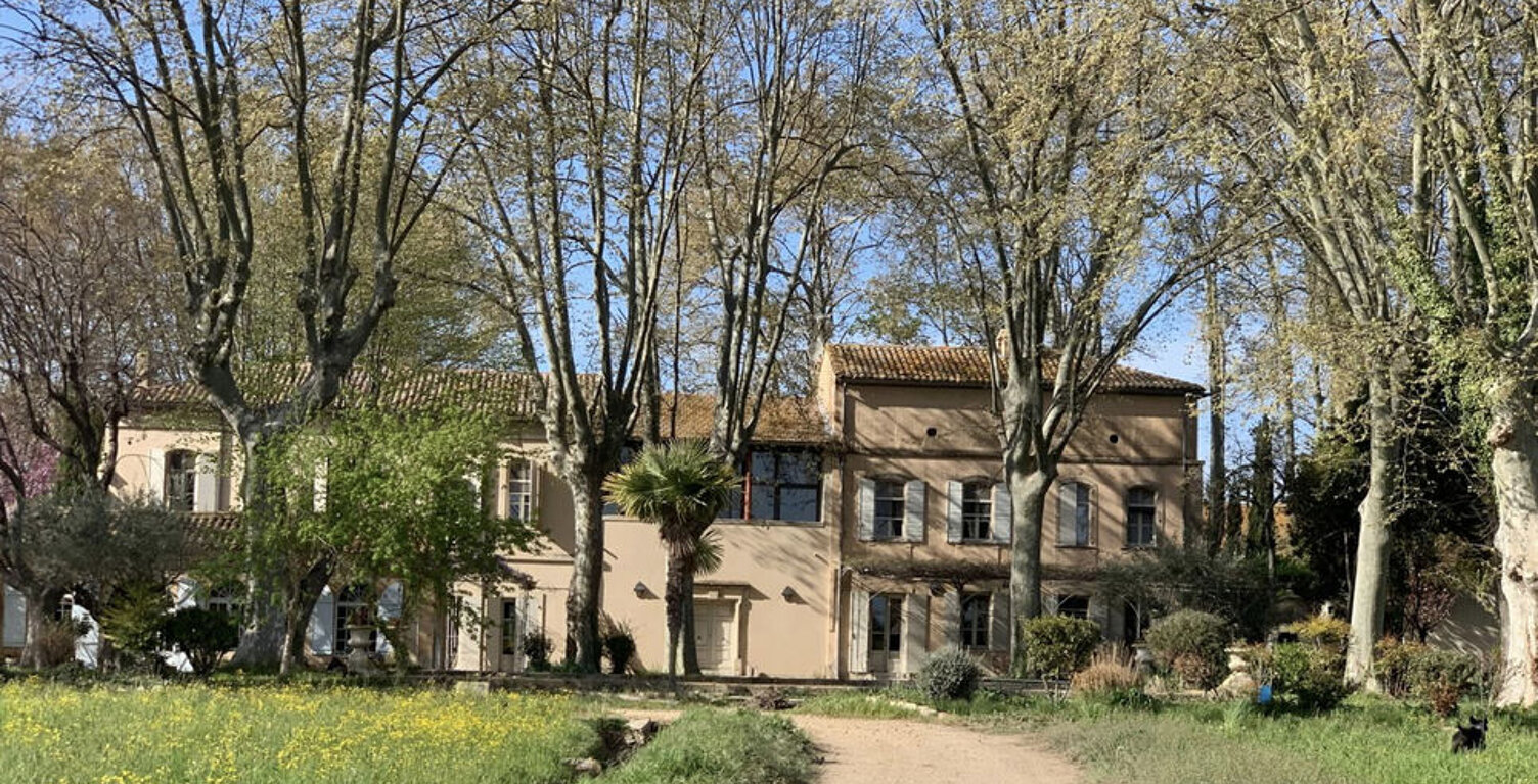 EXCLUSIVITÉ : Domaine d exception 'Mas de Bellombre' — photo 1