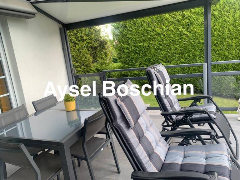 MAISON INDIVIDUELLE - PLAIN- PIED- 128M2 -4 CHAMBRES - 3 GARAGES - PARKING- TERRAIN - SOUS-SOL COMPLET -LEXY — photo 1