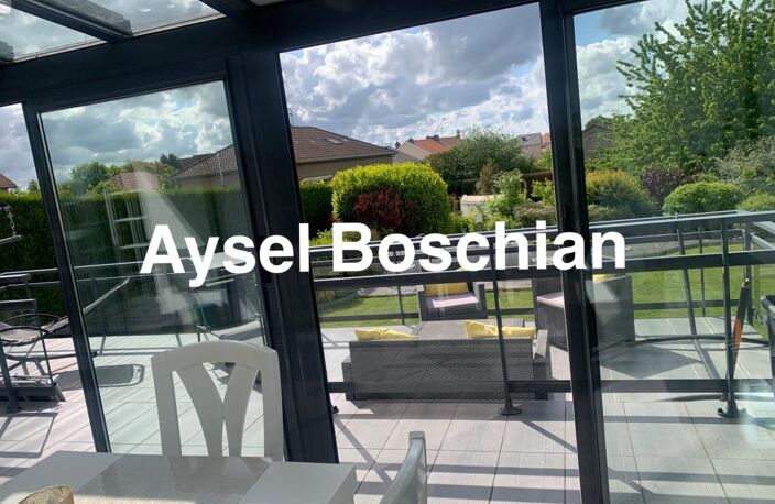 MAISON INDIVIDUELLE - PLAIN- PIED- 128M2 -4 CHAMBRES - 3 GARAGES - PARKING- TERRAIN - SOUS-SOL COMPLET -LEXY — photo 3