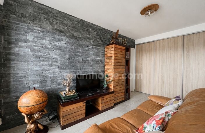 Appartement à vendre 3 pièces VAULX EN VELIN (69) — photo 5