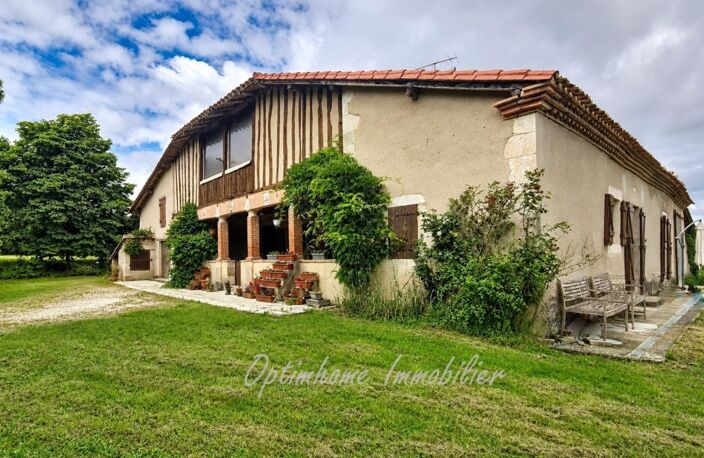 Maison lomagnole de 1808 – 227 m², terrain de 7 087 m² et dépendances — photo 2