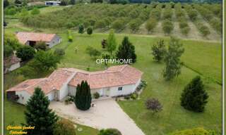 Maison 6 Pièces 178 m² à vendre à Chalais (16210)