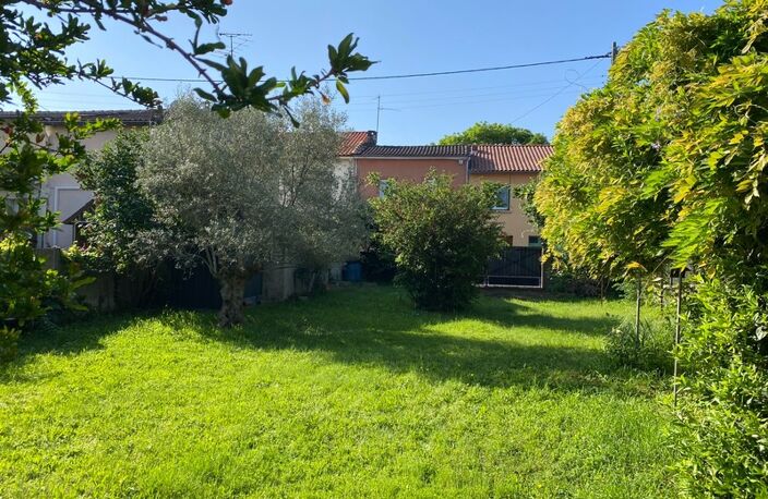 Terrain constructible de 248m², Barrière de Paris — photo 3