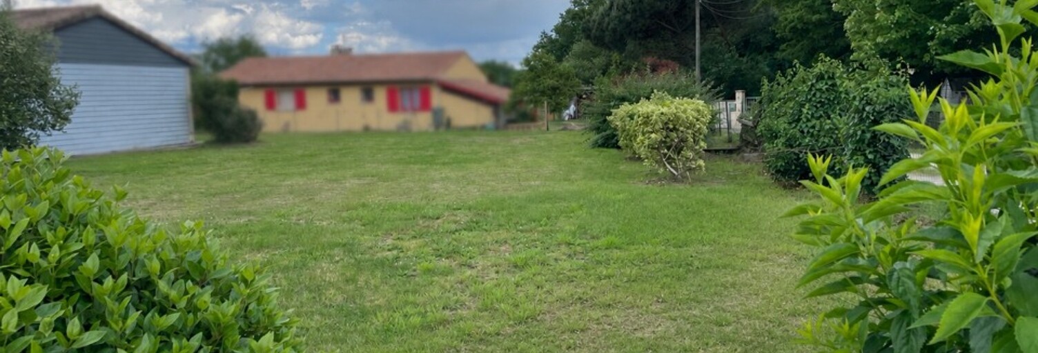 Terrain  448 m² à vendre à La Lande-de-Fronsac (33240)