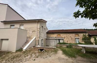 Immeuble de rapport dans le village de Peyrins — photo du bien