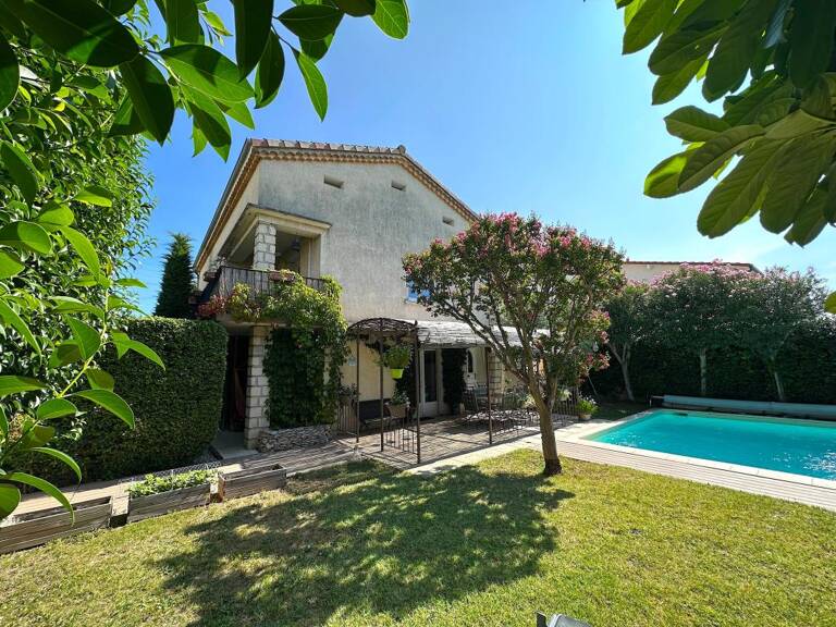 À vendre belle maison avec jardin et piscine à Montélimar — photo 1
