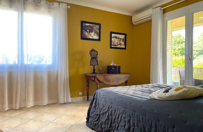 À vendre belle maison avec jardin et piscine à Montélimar — photo 5