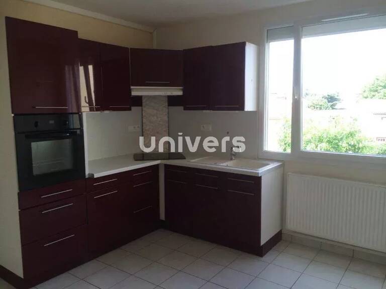 Appartement de type 1 de 29 m² au cœur de GUILHERAND-GRANGES — photo 1