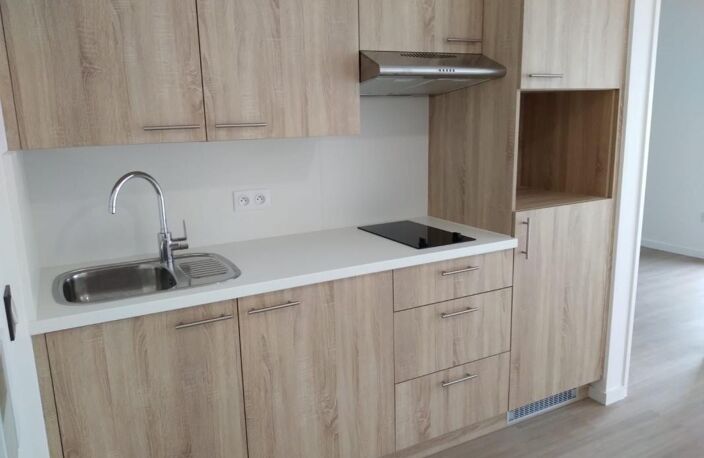 Lumineux T2 tout confort avec grand balcon – Résidence Seniors — photo 4
