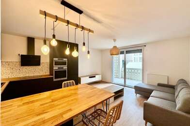 Appartement 3 pièces 1230 €