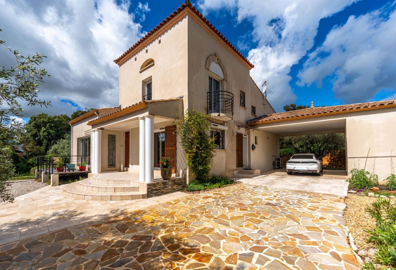   Boisseron – Magnifique villa contemporaine – 240 m² – Piscine – Sans vis-à-vis — photo 1
