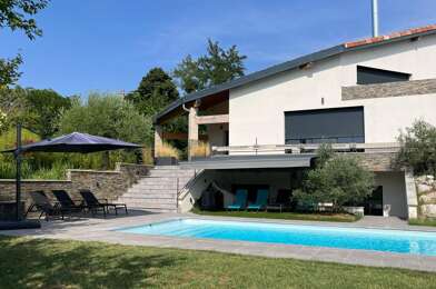 Maison 6 pièces 1370000 €