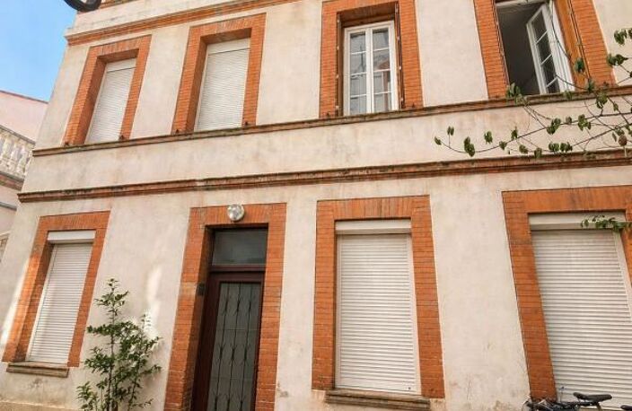Toulouse Jean-Jaurès  T1 bis Calme en chartreuse — photo 5