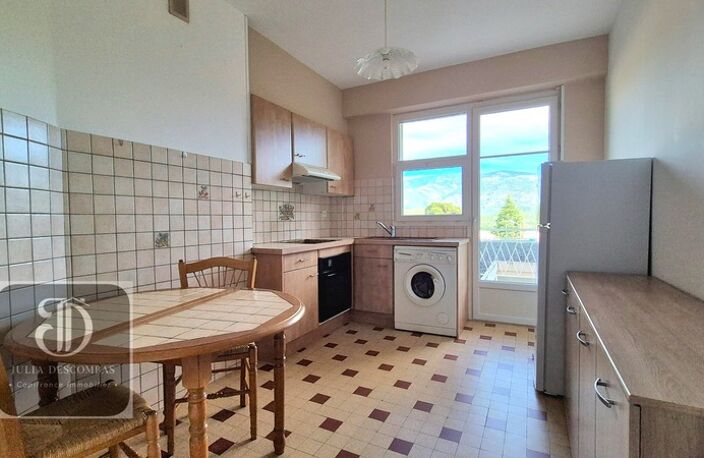Appartement traversant avec superbe vue VERNET LES BAINS (66) — photo 4