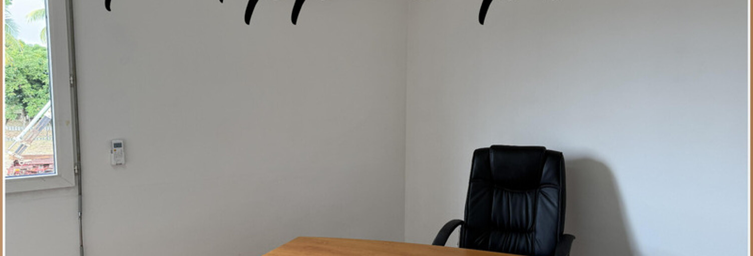 Bureau 1 Pièce 16 m² à louer à Ducos (97224)