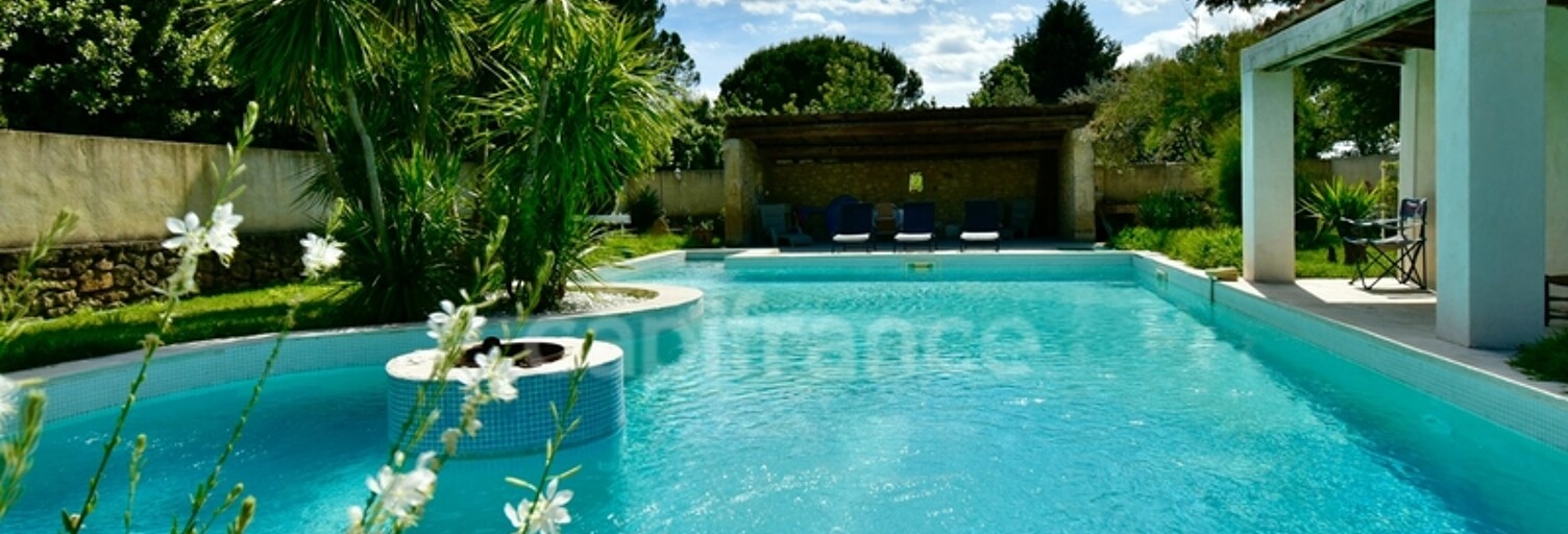Maison 8 Pièces 232 m² à vendre à Tarascon (13150)