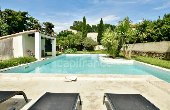 Dpt Bouches du Rhône (13), à vendre TARASCON maison P6 de 300 m² - Terrain de 2558 m² — photo 2