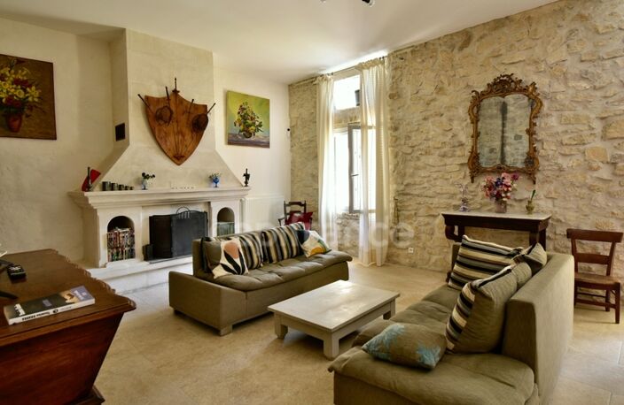 Dpt Bouches du Rhône (13), à vendre TARASCON maison P6 de 300 m² - Terrain de 2558 m² — photo 5