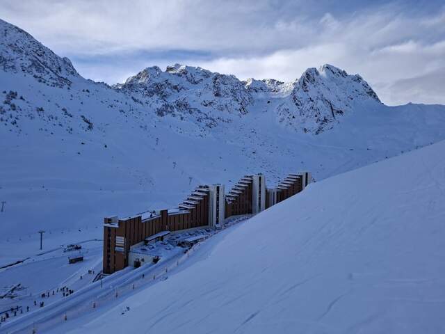 Appartement à vendre 1 pièce 24 m² avec balcon, cellier, casier à ski — photo du bien
