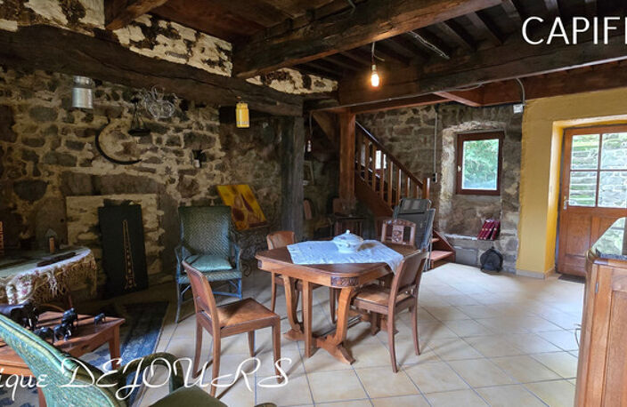 Ardèche, à 5 mn en voiture de St Pierreville au coeur du parc national des Monts d'Ardèche, spacieuse maison de 178m² avec une grande dépendance de 200m² sur 2 niveaux à aménager — photo 4