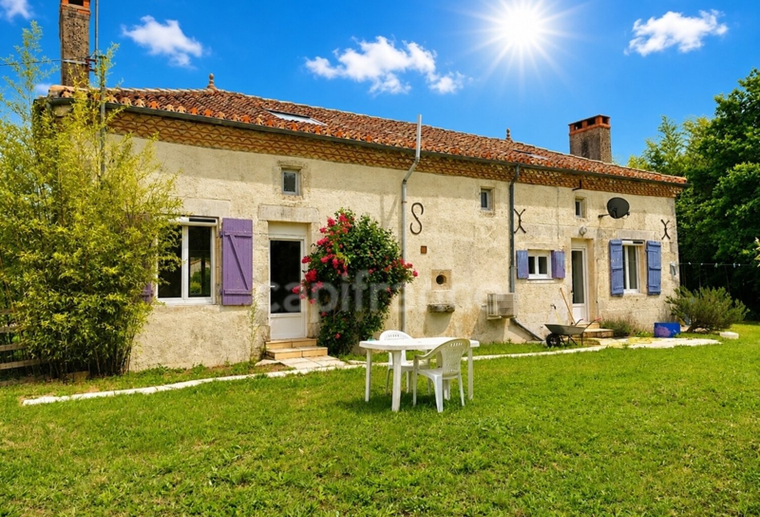 Maison en pierre 115m2 4 pièces ADRIERS (86) — photo 1