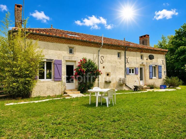 Maison en pierre 115m2 4 pièces ADRIERS (86) — photo 1