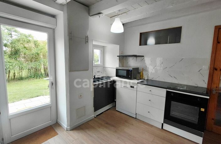 Maison en pierre 115m2 4 pièces ADRIERS (86) — photo 5