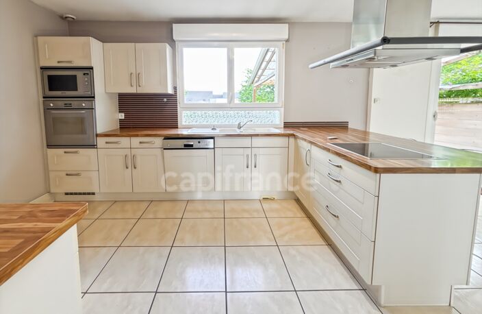 NEUVILLE SUR SARTHE (72) Maison sur sous sol 3 chambres 1500 m2 — photo 4